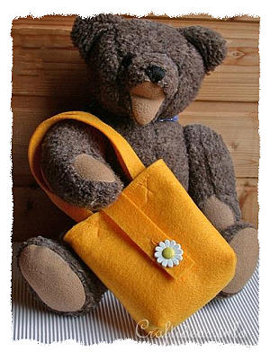 Textile Craft - Felt Yellow Handbag for Kids 