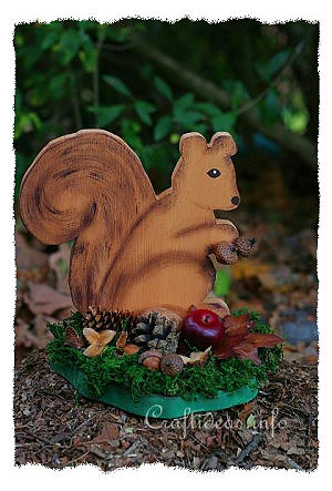Wood Craft for Autumn - Wooden Squirrel Shelf Decoration 