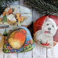 Christmas Paperweight Set