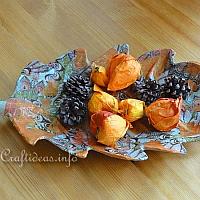 Decopatch Leaf Bowl With Decoration