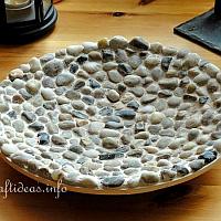 Mosaic Plate with Pebbles