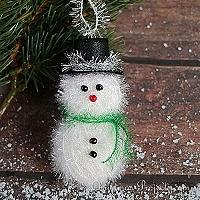 Scrubby Yarn Snowman Christmas Ornament
