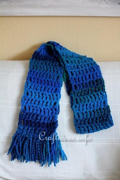 Blue Chunky Crochet Winter Scarf 2