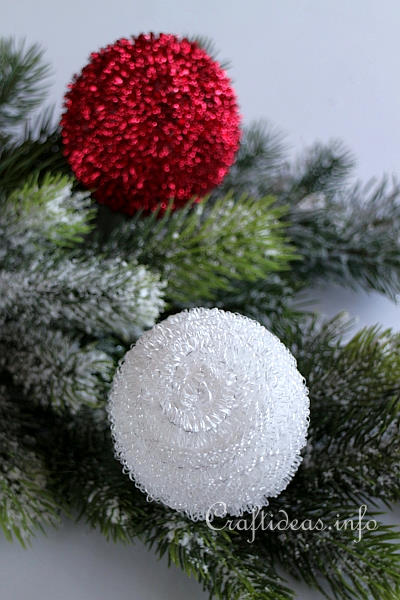 Christmas Craft - Fringed Tree Ornaments