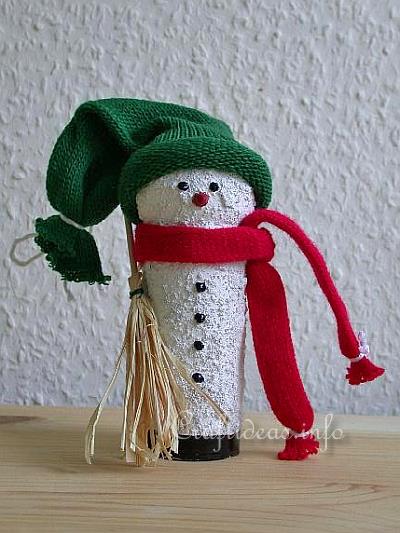 Christmas Craft Idea for Kids - Recycling Craft - Paper Tube Snowman