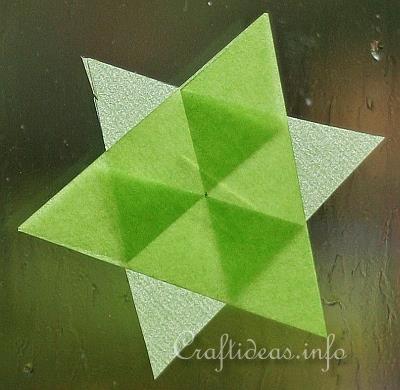 Christmas Paper Craft - Easy to Make Mini Transparent Stars - Detail