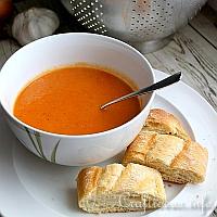 Delicious Homemade Tomato Soup Recipe 