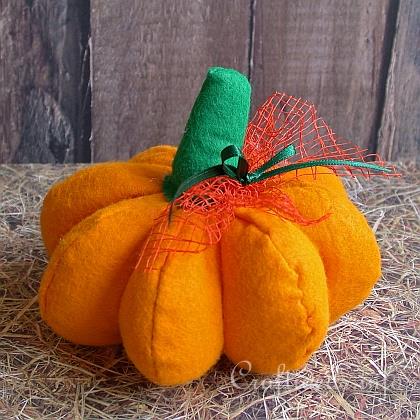 Fall Sewing Craft Project - Felt Pumpkin