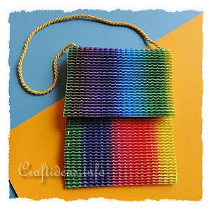 Girl's Craft - Hip Tote Bag Using Stretchy Corrugated Cardboard