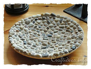 Mosaic Plate with Pebbles 