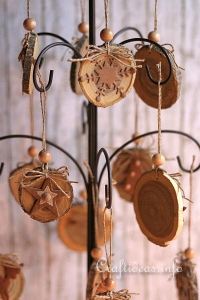 Natural Ornaments Crafted From Wooden Branch Slices 2