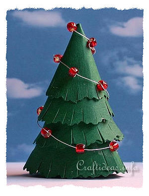 Paper Craft for Christmas - Paper Christmas Tree With Bead Garland