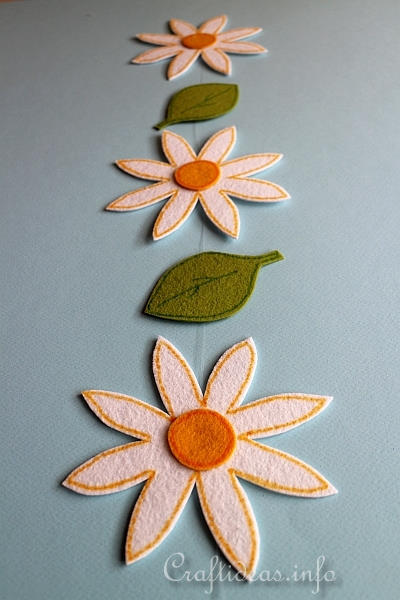 Spring Craft Project - Felt Daisy and Leaf Garland