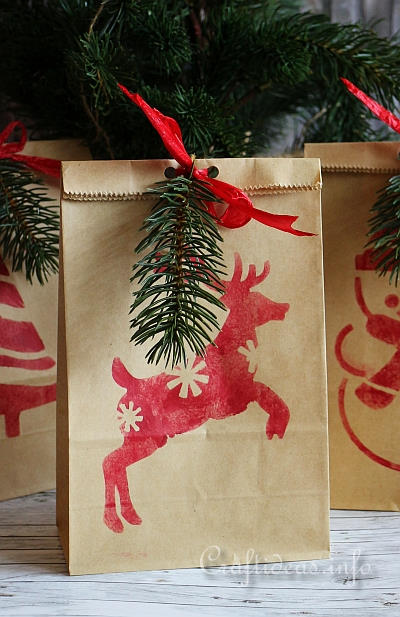 Stencilled Christmas Gift Bags 2