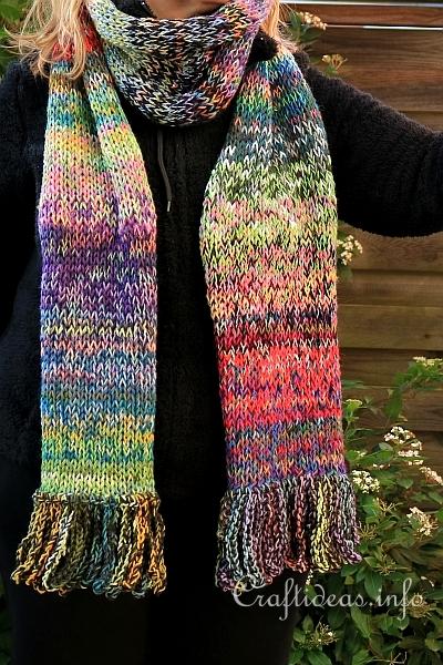 Use Leftover Yarn to Knit a Colorful Scarf