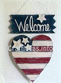 Wooden Welcome sign for the summer