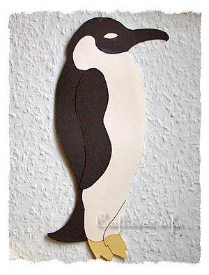 Christmas Craft Idea for Kids - Paper Craft - Penguin Wall Decoration