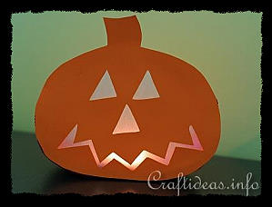 Halloween Crafts - Paper Crafts - Paper Pumpkin Luminary by Night 