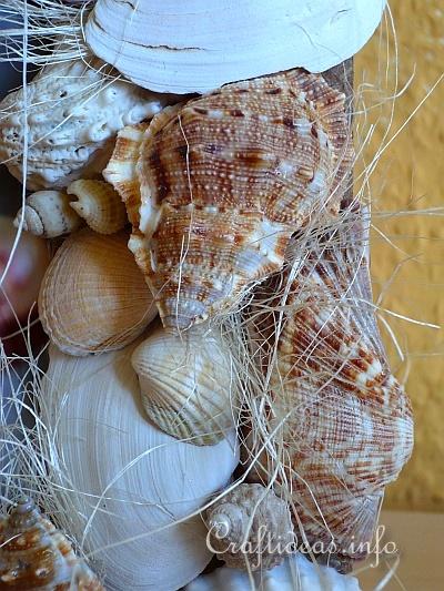 Seashell Craft - Seashell Picture Frame Detail
