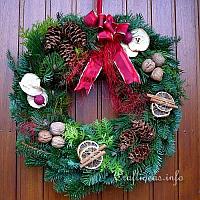 Natural Door Wreath for the Holidays