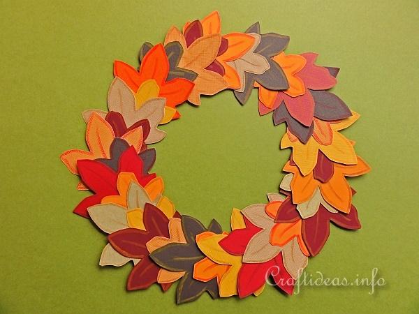 Autumn Paper Wreath for Kids 1