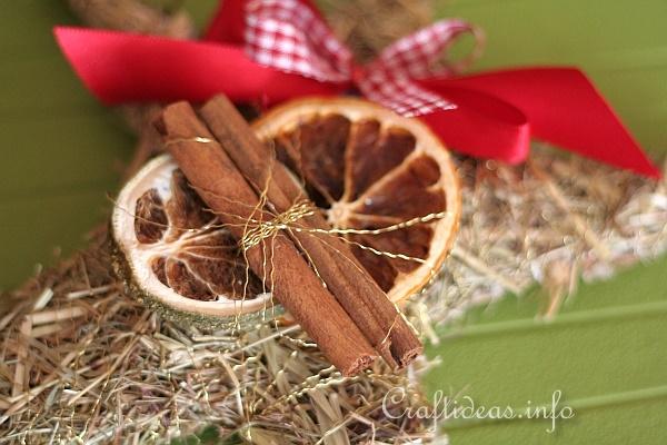 Basic Christmas Craft Ideas - Star Decoration Using Hay 2