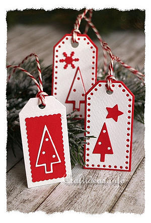 Christmas Paper Craft - Tags - Christmas Tag Trio