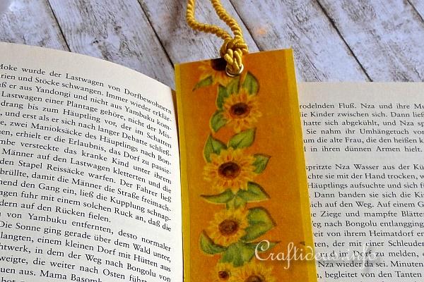 Fall Craft for Kids - Easy to Make Bookmarker with Sunflowers