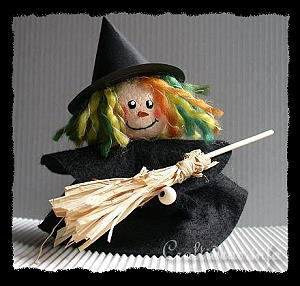 Halloween Craft - Clay Pot Craft - Halloween Witch 