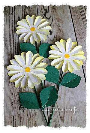 Paper Craft for Summer and All Occasions - Paper Daisy Plant Poke 