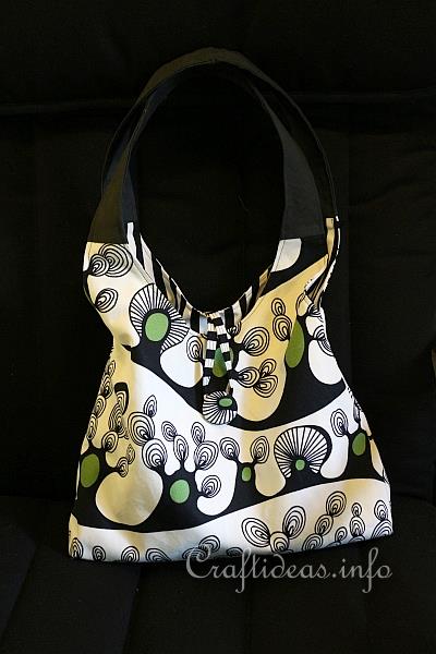 Sewing Inspiration - Reversible Shoulder Bag in the Colors of White and ...