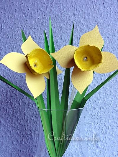 Spring Recycling Craft - Egg Carton Daffodils