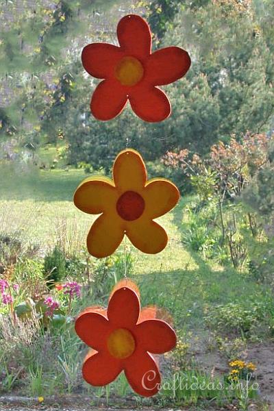 Summer Wood Craft Idea - Wooden Flower Garland