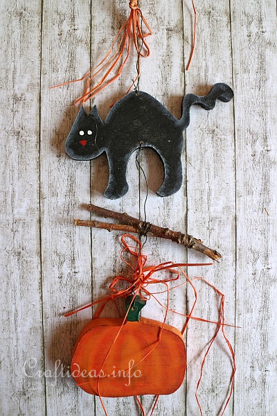 Wood Craft for Fall and Halloween - Black Cat and Pumpkin Garland